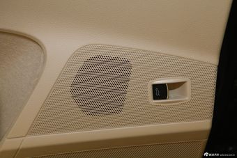 2013款迈腾1.8TSI领先型