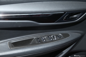 2013款世嘉两厢1.6L手动乐尚型