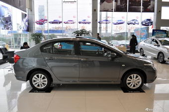 2014款锋范风尚1.5L自动精英版