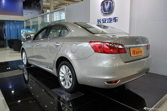 2013款睿骋2.0L自动豪华型