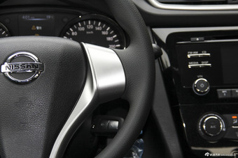 2016款逍客2.0L自动XL精英版