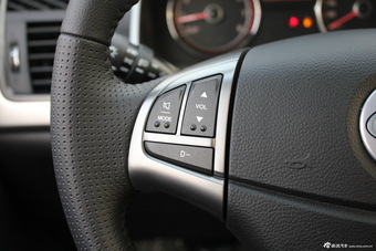 2014款柯兰多2.0L 汽油两驱自动豪华导航版到店实拍