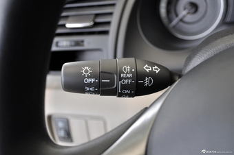 2014款锋范风尚1.5L自动精英版