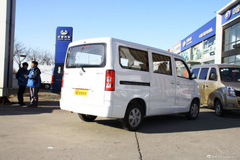 2014款佳宝V80 1.5L舒适型