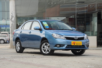 2015款比亚迪全新F3节能版1.5L手动尊贵型