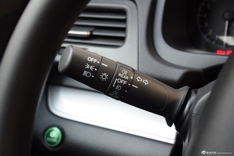 2015款CR-V2.0L两驱都市版