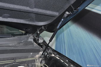 2012款奥轩G5 2.4L手动精英版四驱