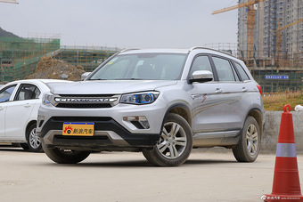 2014款长安CS75 1.8T自动尊贵型国5