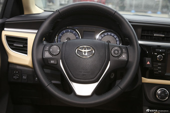 2016款雷凌1.8L自动精英版GS