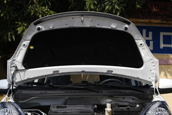 2015款奔奔1.4L自动IMT尊贵型国5