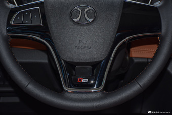 2016款北汽绅宝X35 1.5L手动豪华版