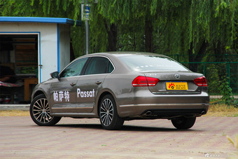 2014款帕萨特3.0 DSG旗舰尊享版
