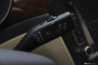 2013款斯柯达速派1.8T手自一体雅仕版