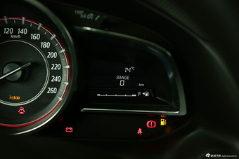 2016款马自达3昂克赛拉1.5L手动两厢舒适型