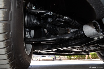 2016款凯迪拉克XT5 2.0T自动28T四驱豪华型