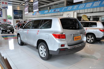 2012款汉兰达2.7L自动两驱精英版5座