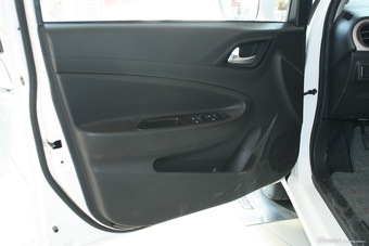 2014款中华H220 1.5L手动舒适型