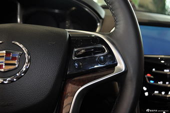 2014款凯迪拉克SRX 3.6L自动旗舰型