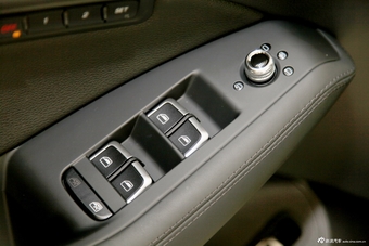 2014款奥迪Q5 40 TFSI进取型