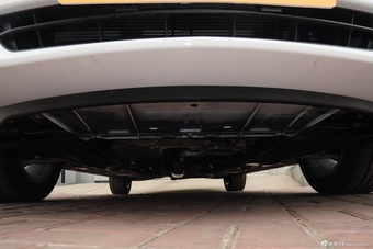 2015款君威2.0L自动领先时尚型