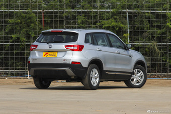 2014款CS75 2.0L手动豪华型国4