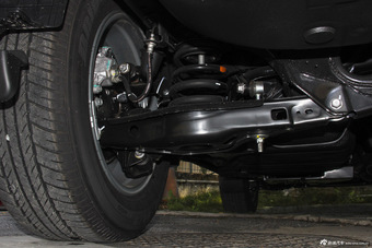 2015款RAV4 2.0L自动两驱风尚版