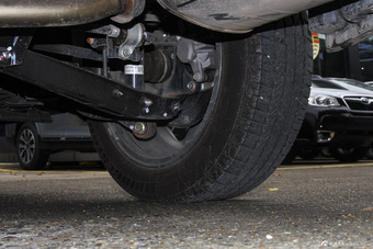 2015款森林人2.0L自动特装纪念版