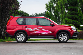 2015款东风风度MX6 2.0L CVT两驱梦想版