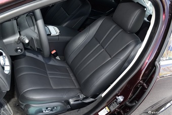 2016款捷豹XJL 2.0T自动两驱典雅商务版