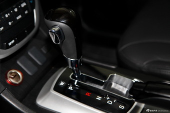 2012款传祺GS5 2.0L自动周年纪念版