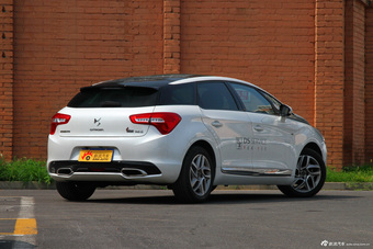 2014款DS 5 1.6T自动雅致版THP160