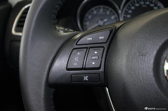 2013款马自达CX-5 2.0L自动四驱精英型