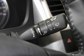 2015款汉兰达2.0T自动四驱豪华导航版7座