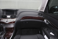 2015款英菲尼迪Q70L 2.5L豪华版