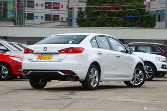 2015款众泰Z500 1.5T自动尊贵型