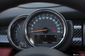 2015款MINI COOPER S 2.0T手动