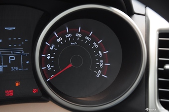 2015款蒂维拉 1.6L自动两驱致炫版