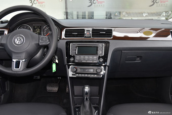 2015款桑塔纳1.6L自动豪华版