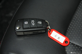 2016款瑞虎5 2.0L手动家悦版