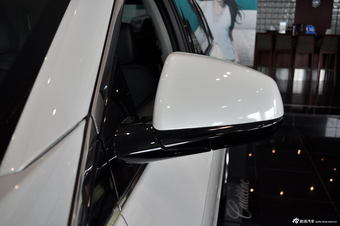 2014款凯迪拉克SRX 3.6L自动旗舰型