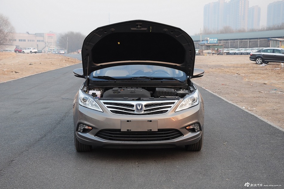 2015款逸动1.6L手动豪华