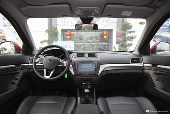 2015款绅宝X65 2.0T手动精英型