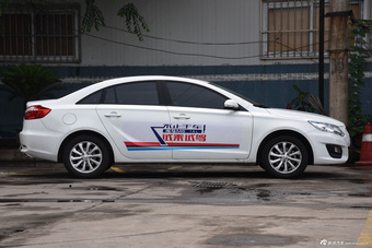 2016款海马M6 1.6L手动运动智能型