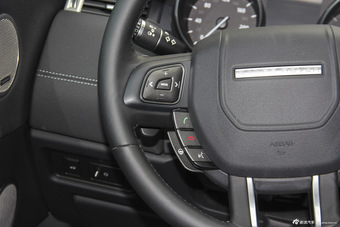 2016款揽胜极光2.0T自动SE PLUS 智享版