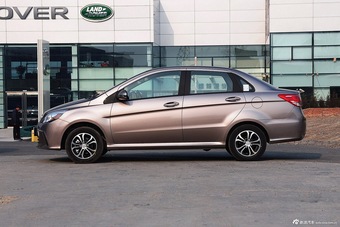 2015款绅宝D20三厢1.5L手动乐天版