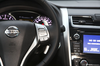 2015款天籁2.5L自动XL-NAVI Tech欧冠智享版