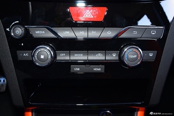 2015款北汽绅宝X25 1.5L手动舒适型