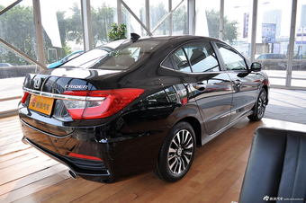 2013款凌派1.8L自动豪华版