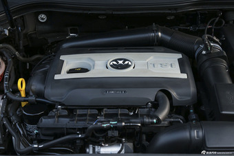 2015款迈腾2.0T自动改款旗舰型