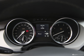 2014款 奔驰R400 3.0T自动4MATIC豪华型